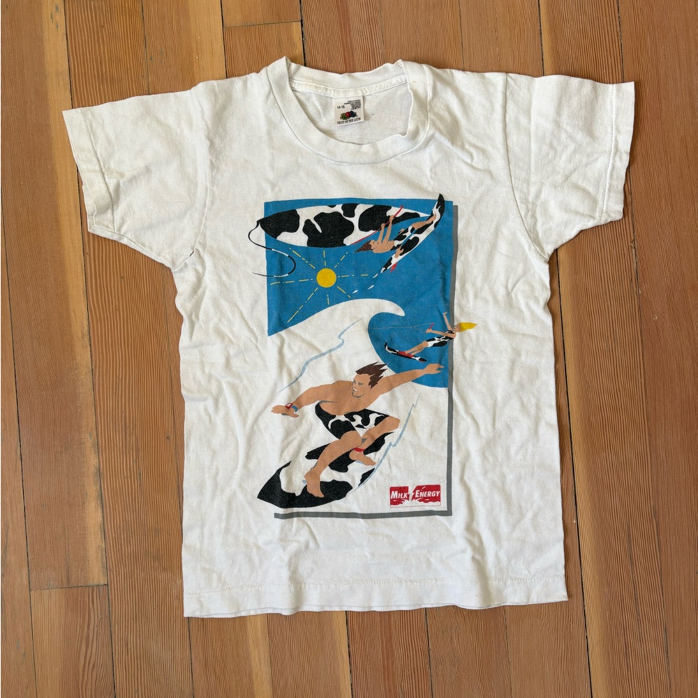 Vintage 90s Milk Energy Surfing Graphic Single Stitch T-shirt